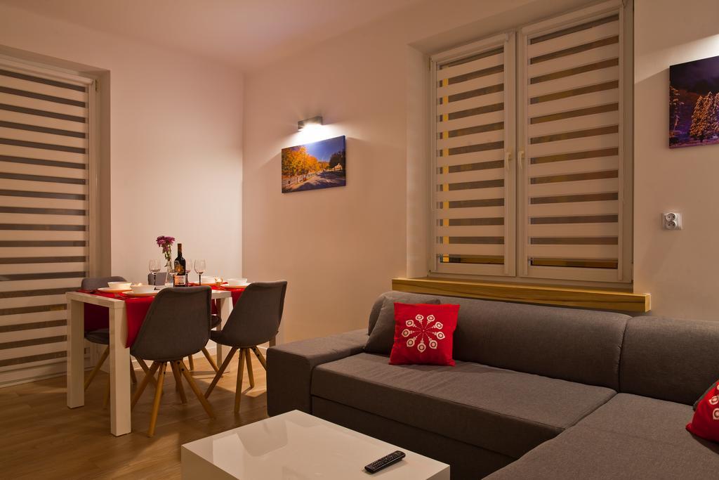 Apartament City Center Platinum Криница-Здруй Екстериор снимка