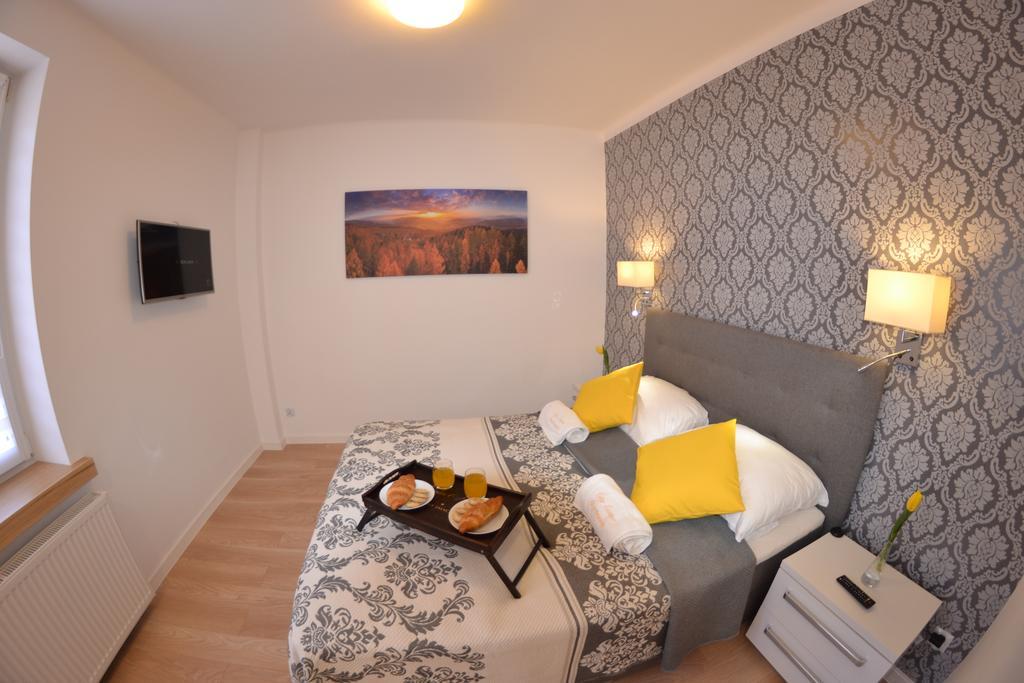Apartament City Center Platinum Криница-Здруй Екстериор снимка